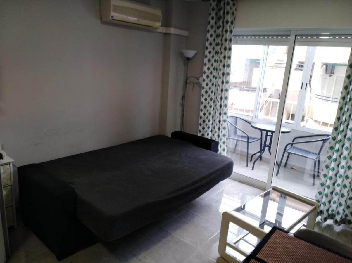 Apartament Goleta Apartment Torrevieja Ngoại thất bức ảnh